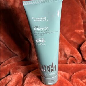 Root to End Detox Shampoo